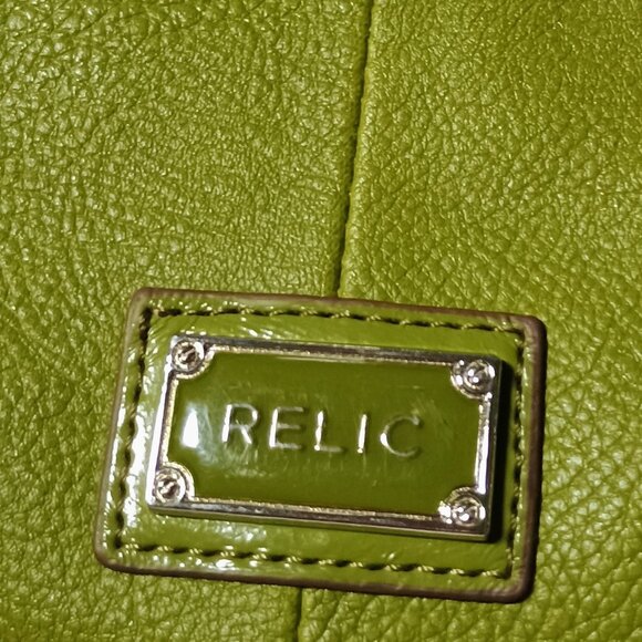 Relic by Fossil Pebbled Leather Clutch /Wallet /Purse - Picture 6 of 8